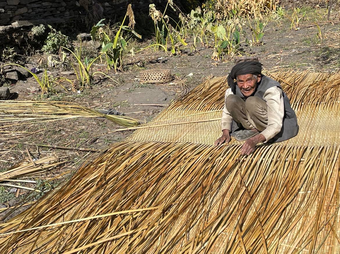 बुढ्यौलीलाई जितेका १०५ वर्षीय धवलागिरिका पुर्जा