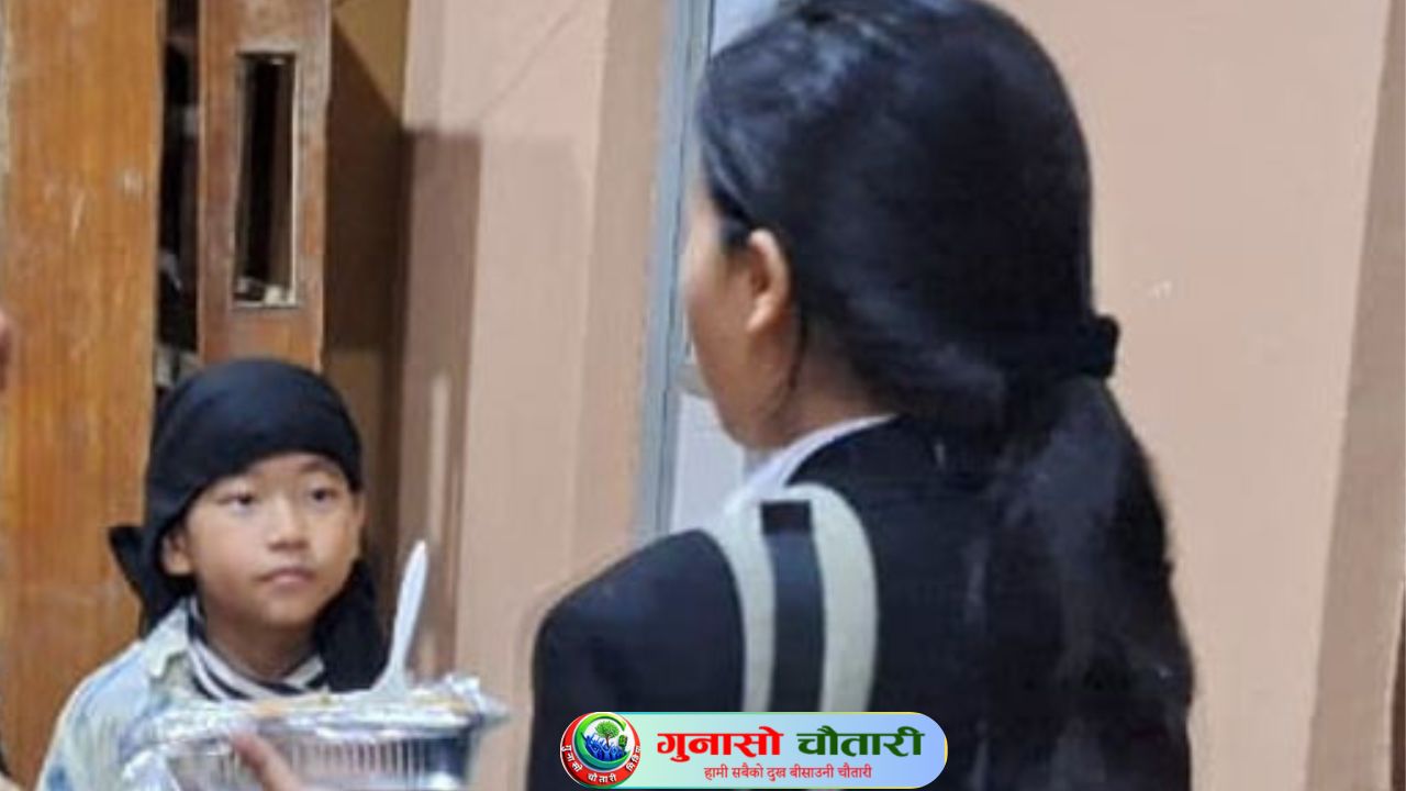 “परीक्षा र पीडा सँगसँगै: बस्ने छानो भत्किँदा भविष्य अन्धकारमा”