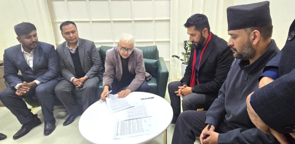 राजनीतक र बैचारिक मुद्दामा होइन, पदीय भागबण्डामा बिग्रियो रास्वापा र कुलामानको एकता